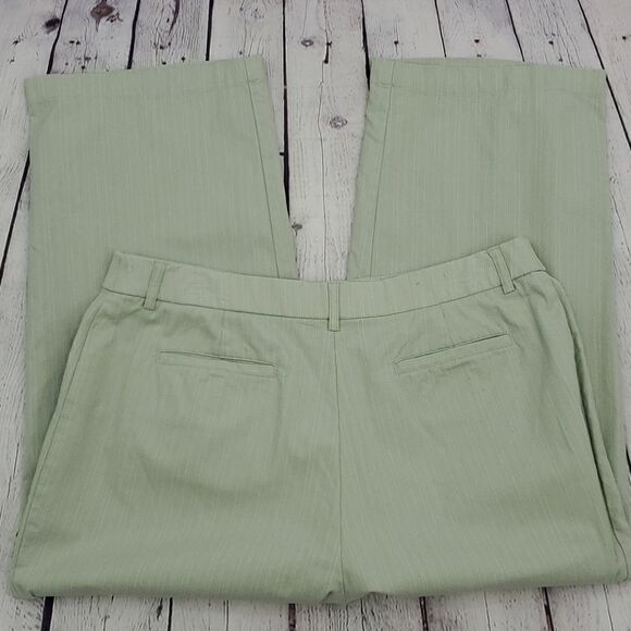 Croft & Barrow Classic Stretch Capris Soft Strips Women Pants Size 12 - Picture 11 of 16
